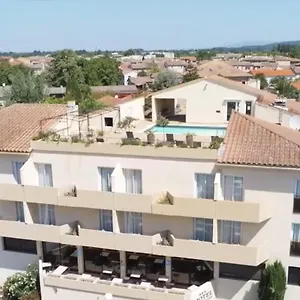 Hotell Les Nevons, LʼIsle-sur-la-Sorgue